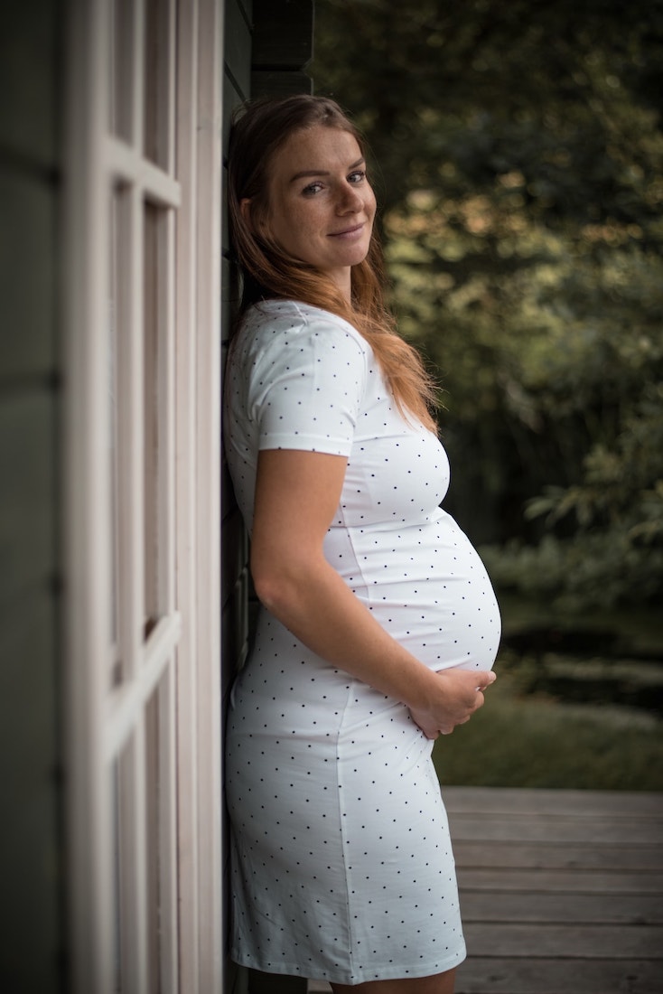 Babybelly Shooting Outdoor