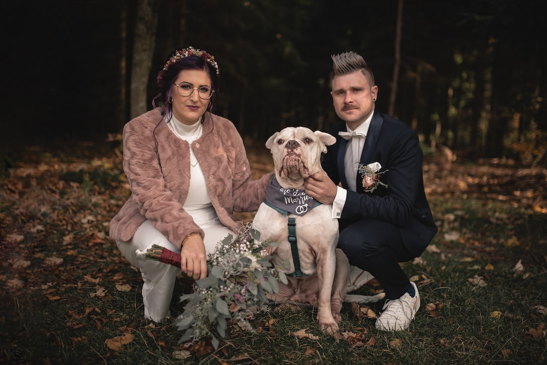 Hochzeitfoto mit Hund